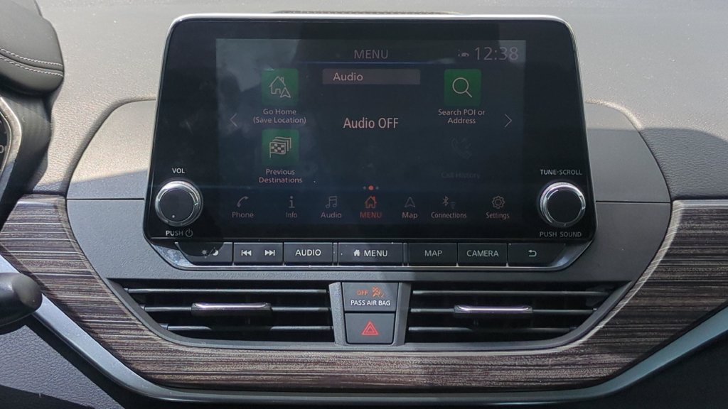 Used 2019 Blue Nissan 2.5 SL image 13