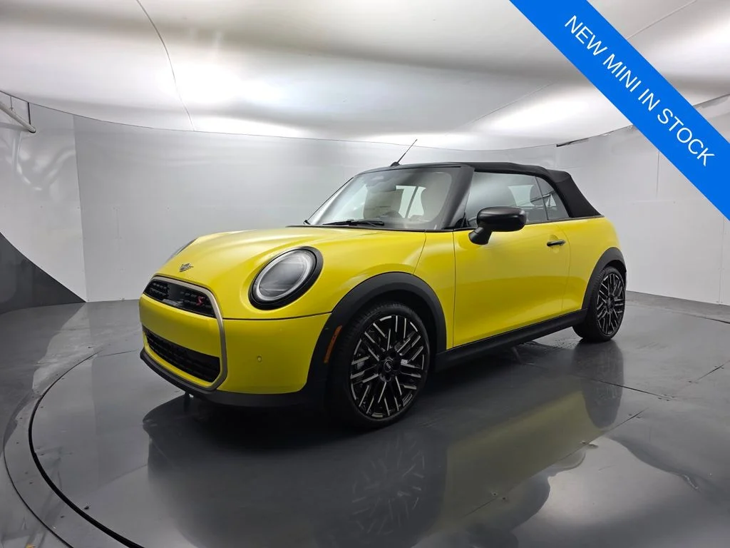 New 2026 Yellow MINI Signature Plus image 9