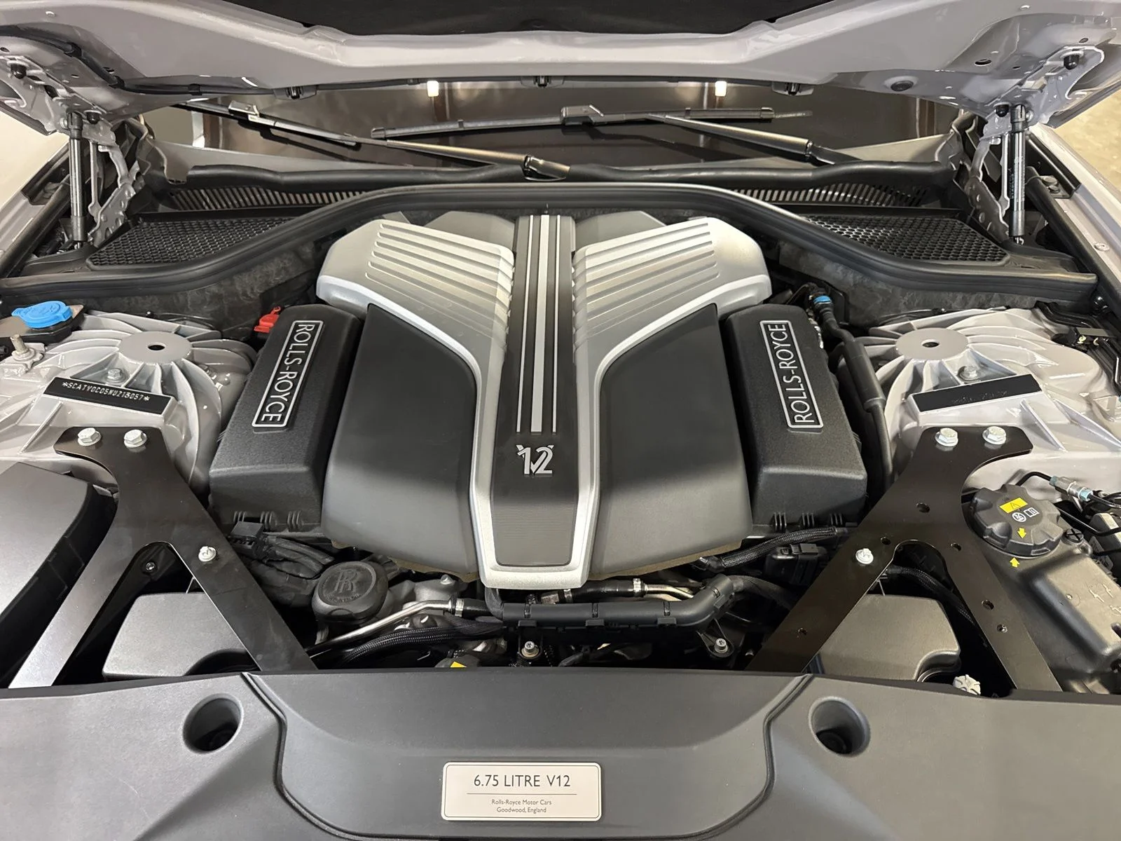 Used 2022 Gray Rolls-Royce Base image 36