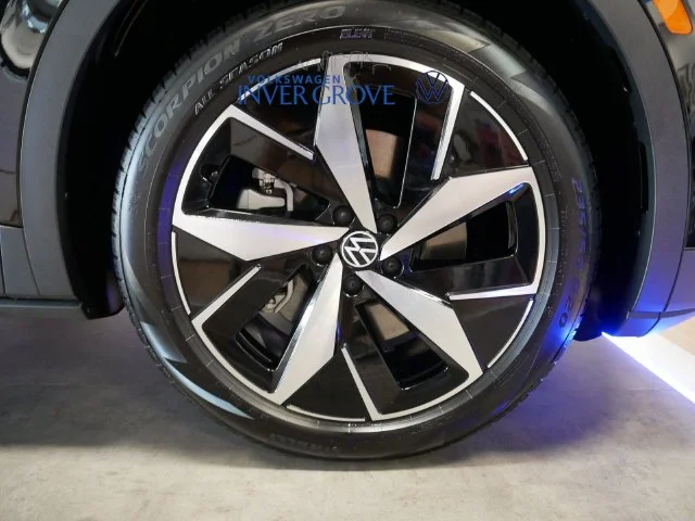 New 2026 Black Volkswagen Pro S image 2