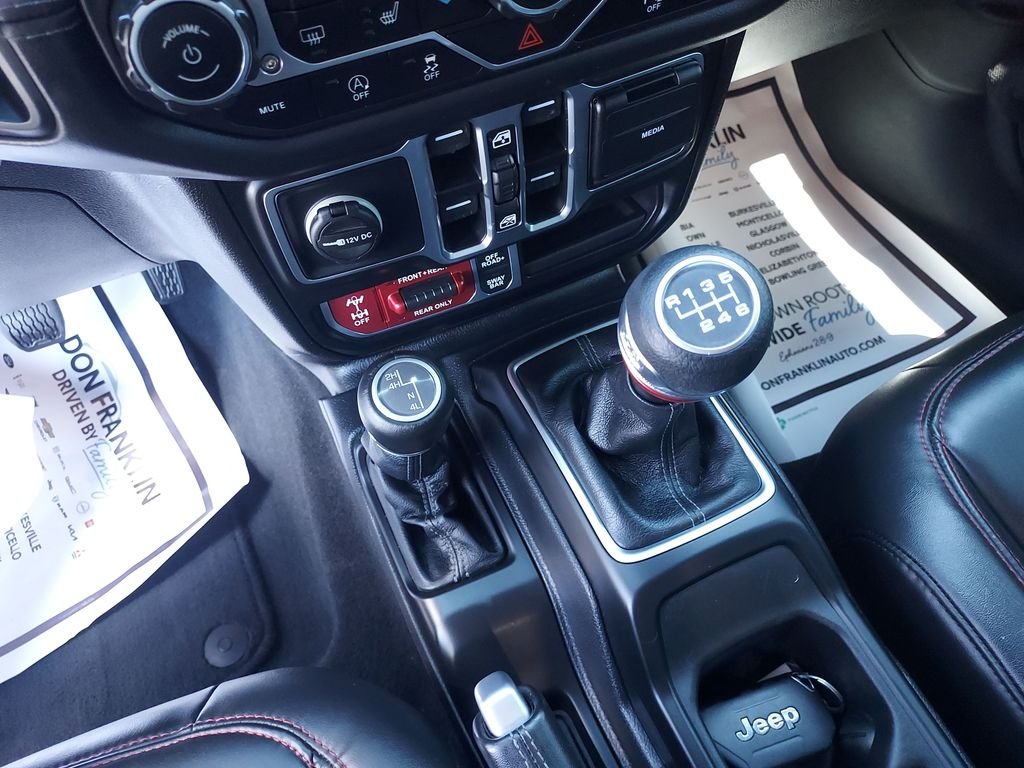 Used 2025 Gray Jeep Rubicon X image 25