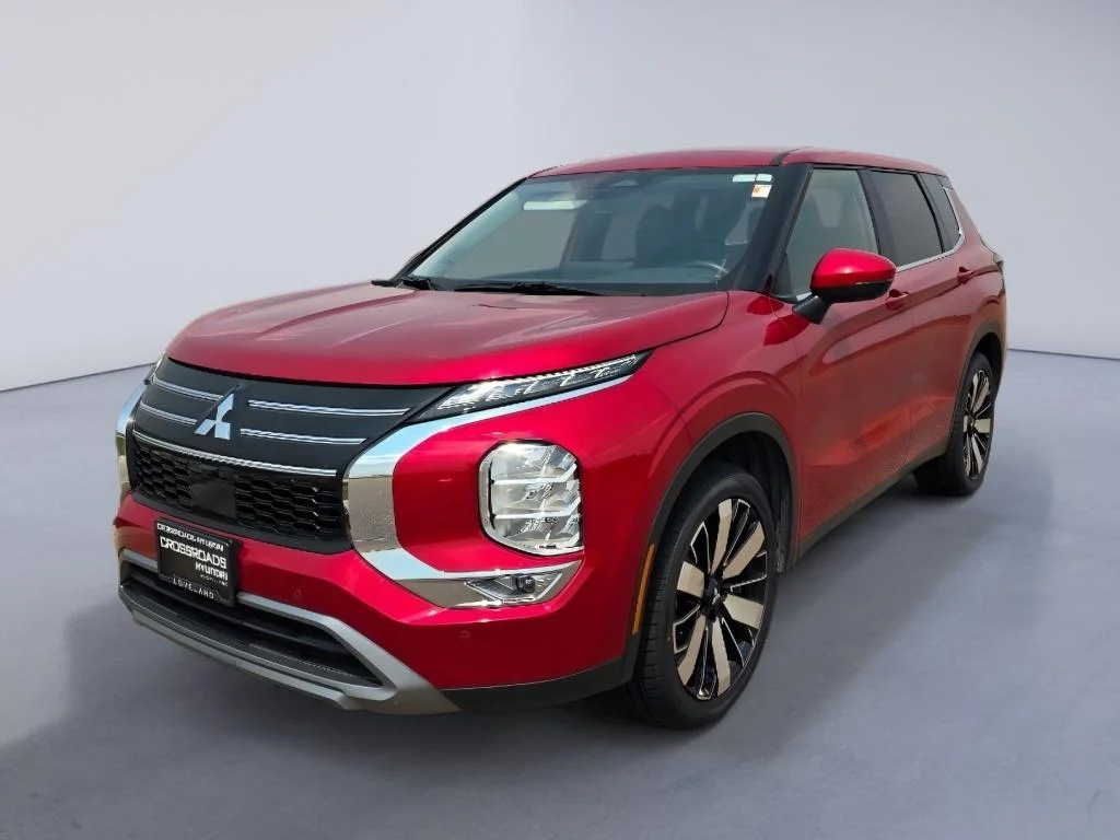 Used 2025 Red Mitsubishi Trail Edition image 1