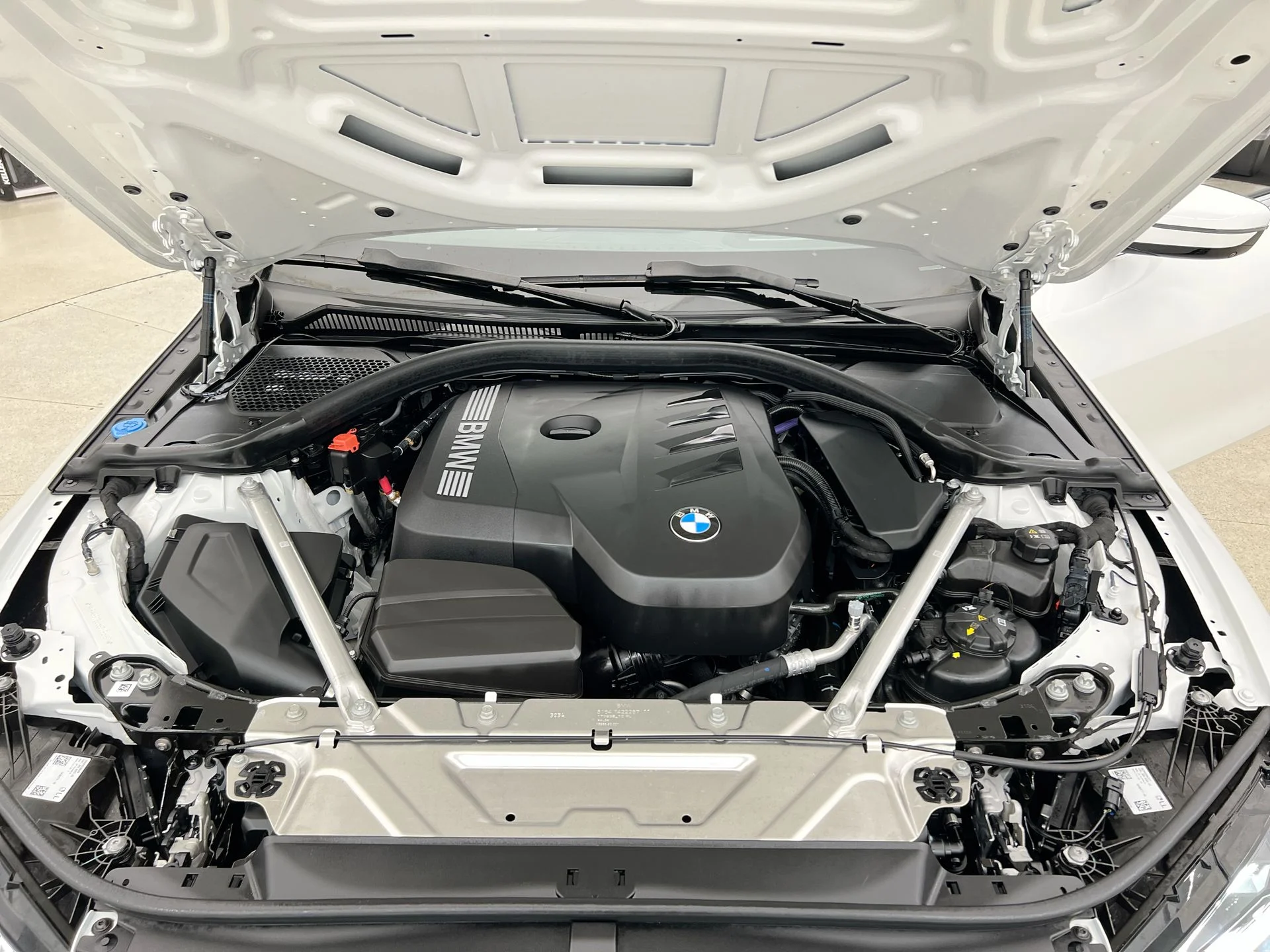 Used 2025 White BMW 430i image 37