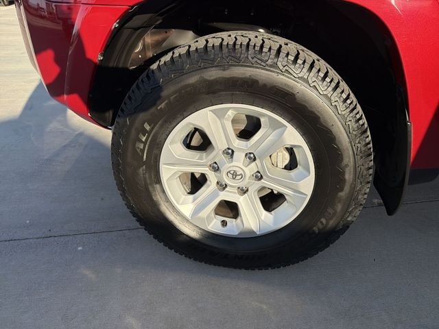 2024 Toyota 4Runner SR5 - Photo 32