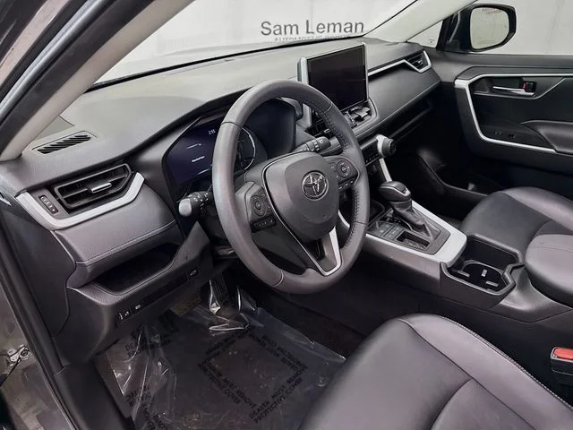 Used 2024 Gray Toyota XLE Premium image 10