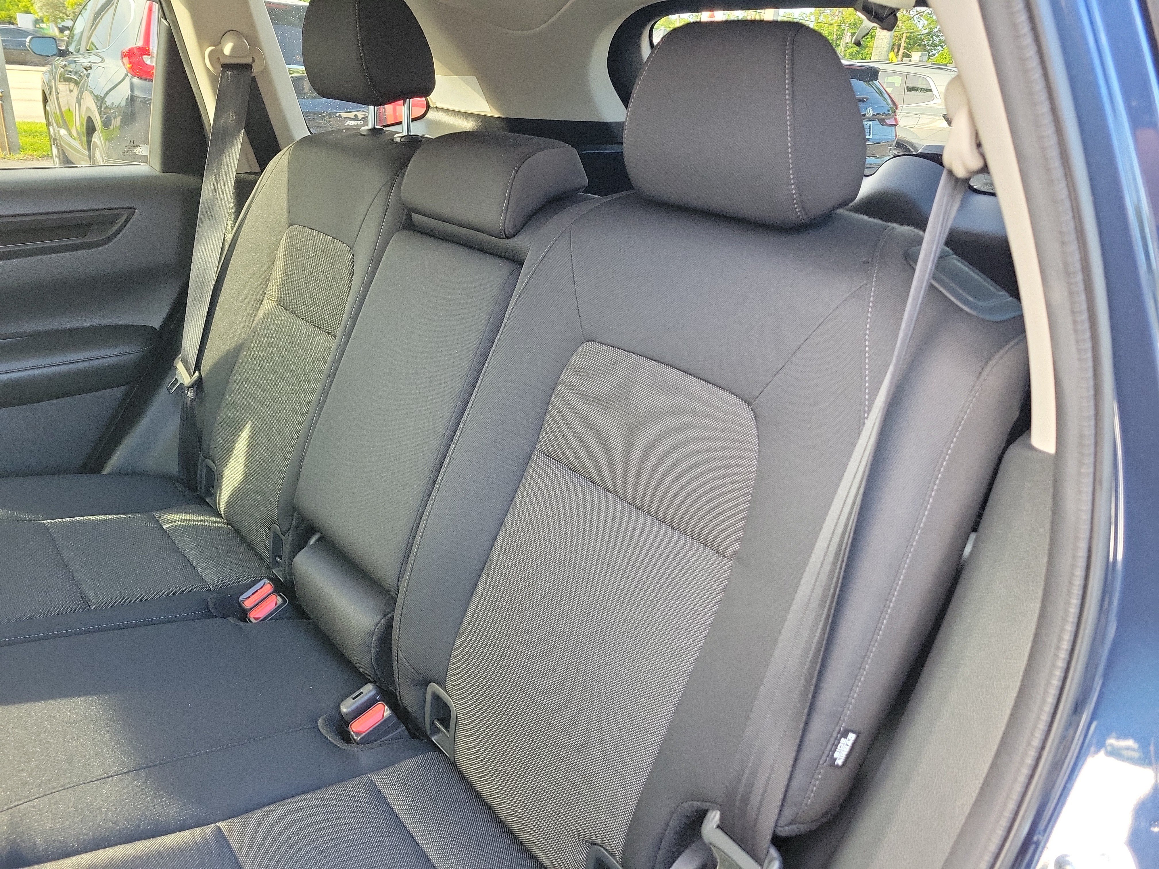 2025 Honda CR-V LX - Photo 42