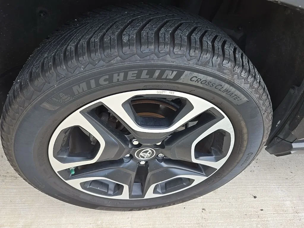 Used 2019 Black Toyota Adventure image 12