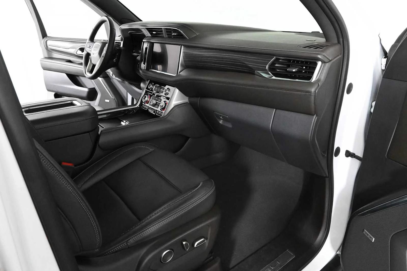 Used 2023 Summit White GMC Denali image 12