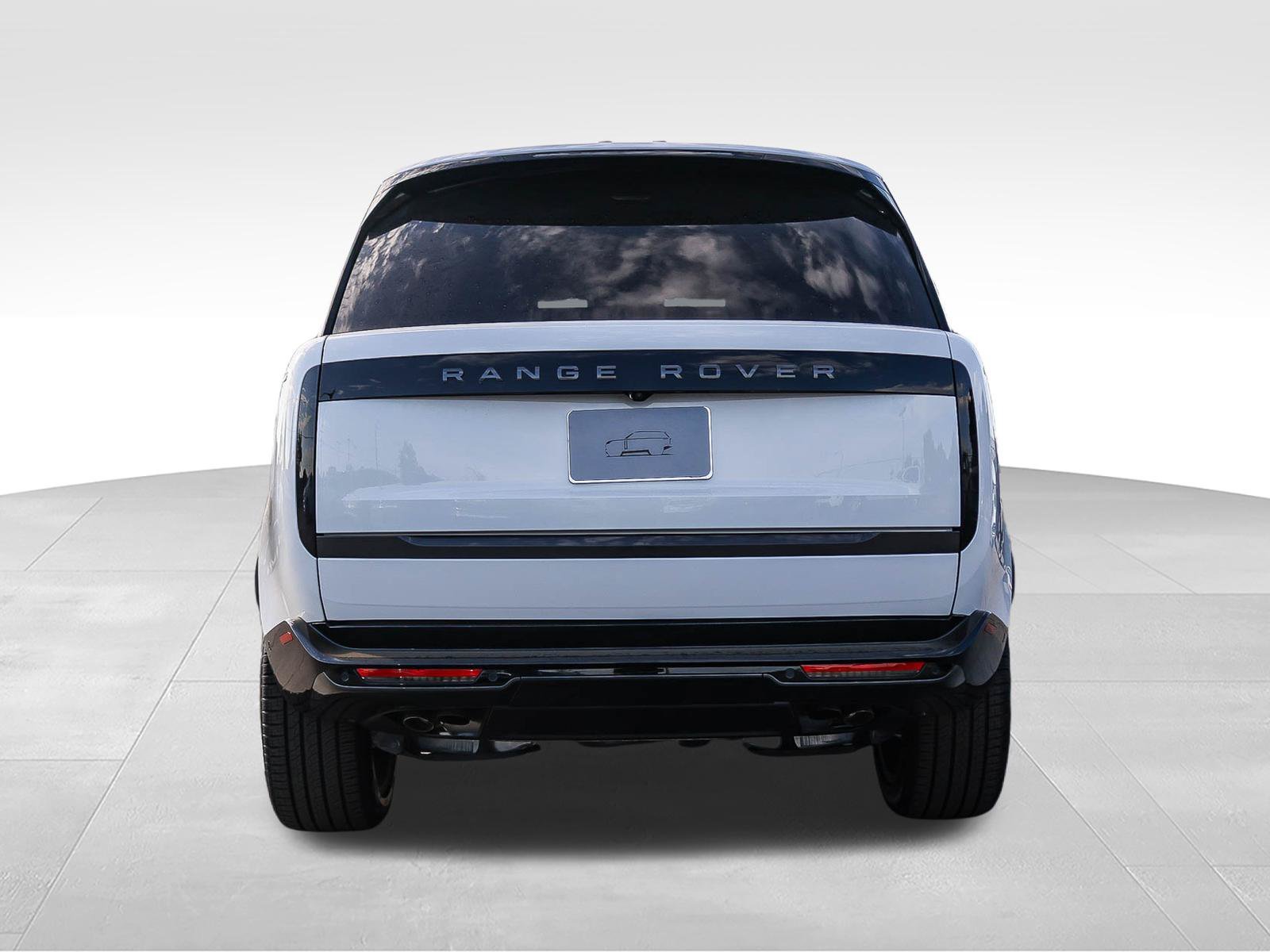 New 2026 Fuji White Land Rover SE image 6