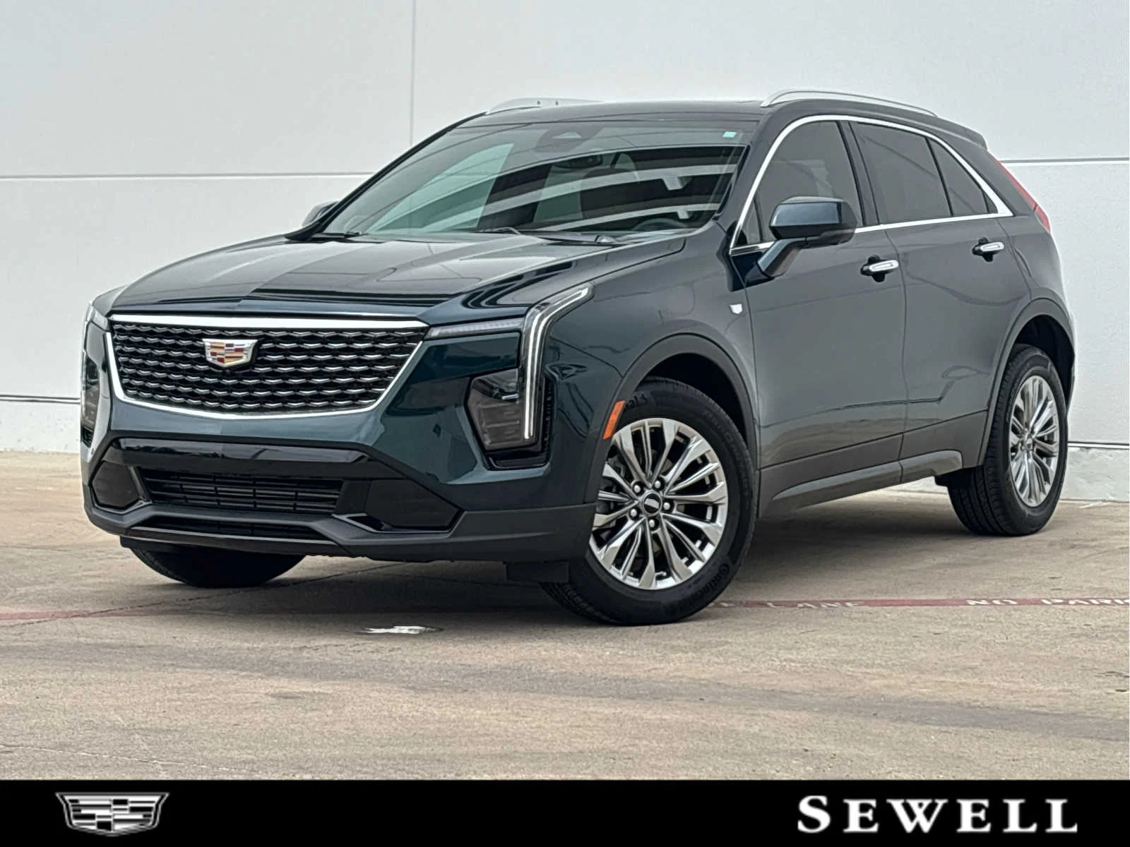 2025 Cadillac XT4 Premium Luxury's photo
