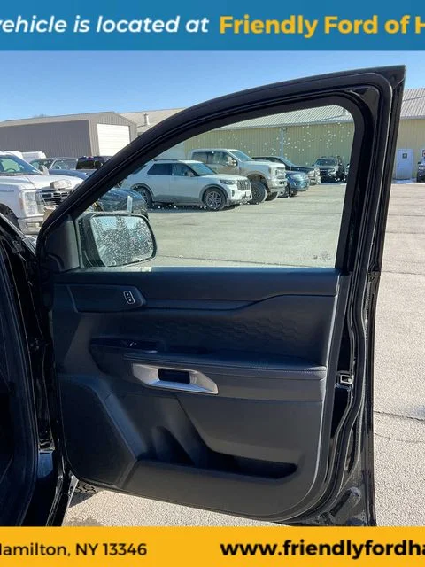 Used 2025 Black Ford XLT image 43