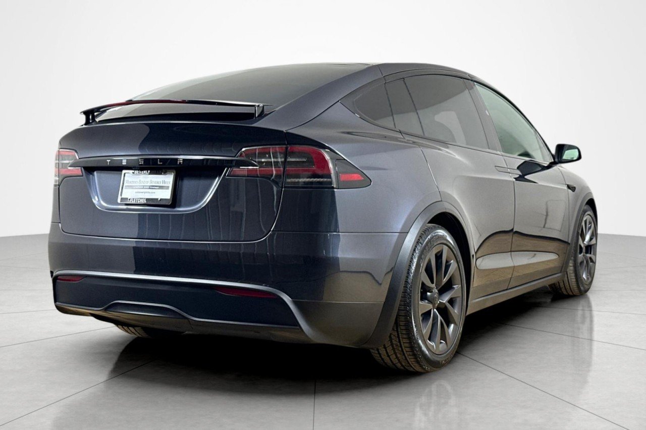 Used 2024 GREY Tesla AWD image 5