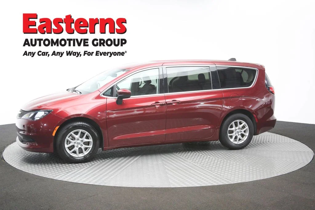 Used 2023 Red Chrysler LX image 54