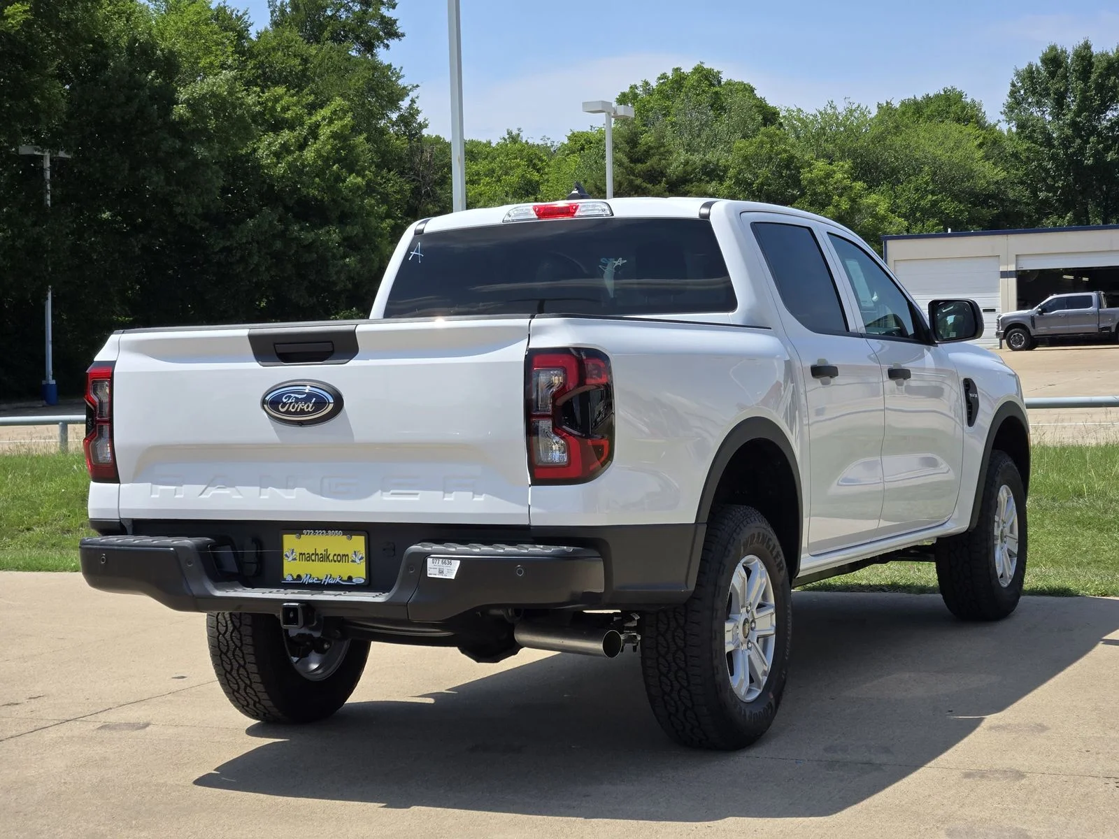 New 2026 Oxford White Ford XL image 4