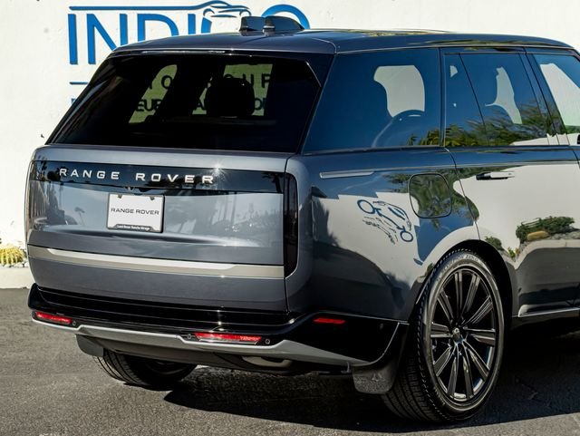 Certified Used 2024 Varesine Blue Metallic Land Rover SE image 7