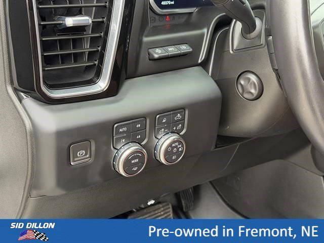 Used 2023 White Frost Tricoat GMC Denali Ultimate image 15