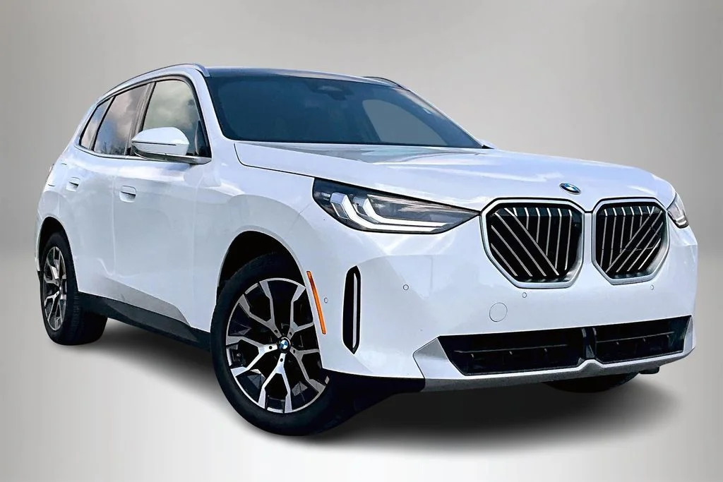 2026 BMW X3 30 XDRIVE's photo