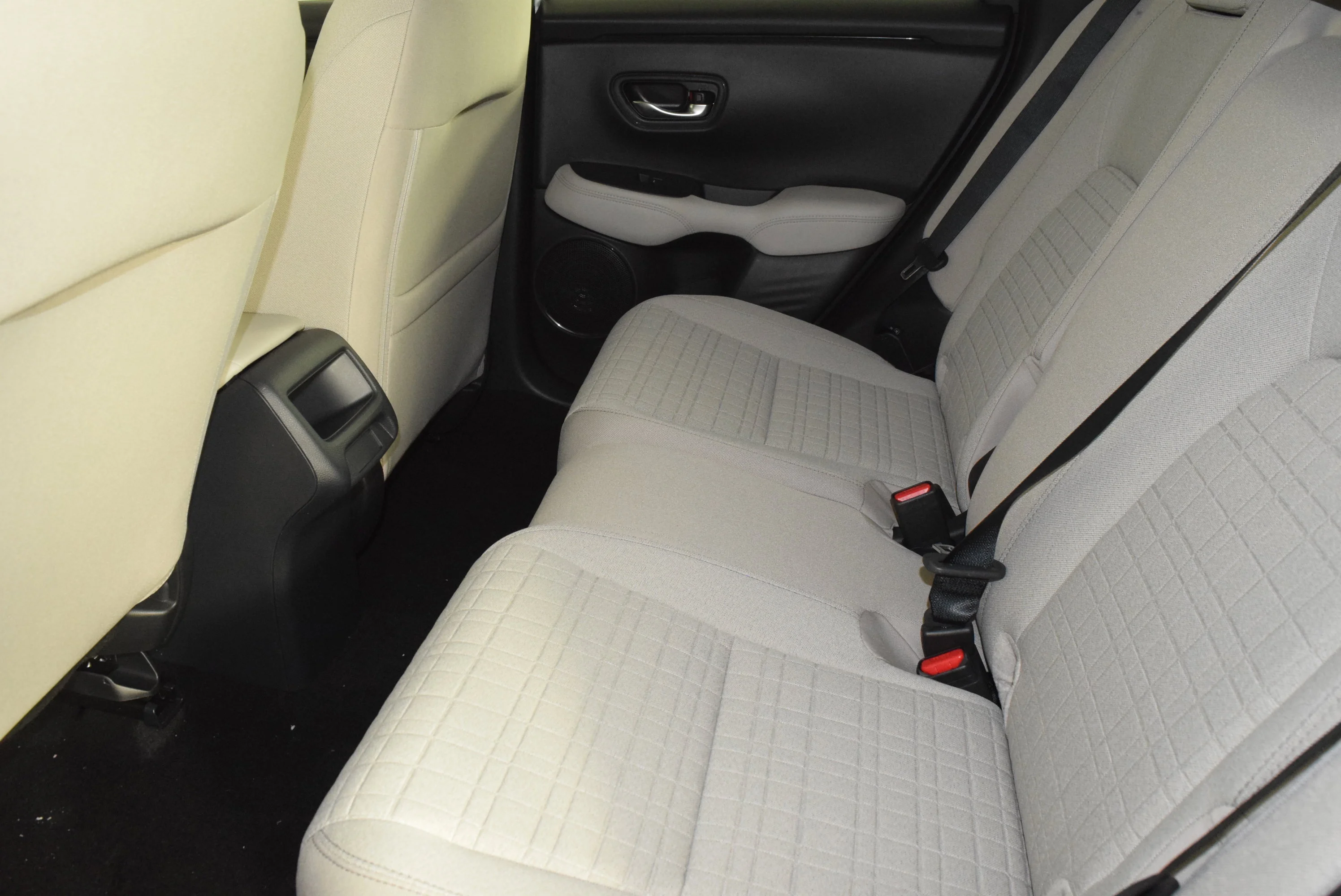 New 2027 Platinum White Pearl Honda LX image 15