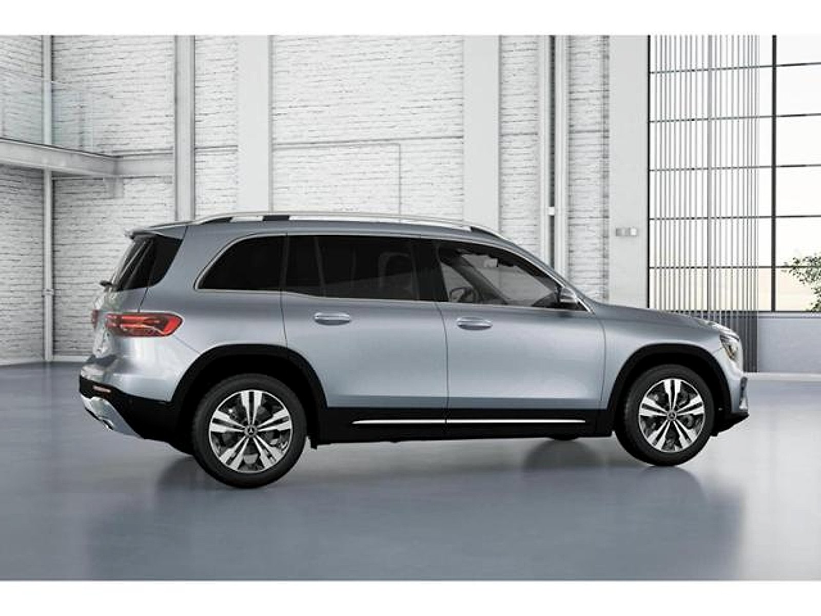 Certified Used 2026 Cirrus Silver Metallic Mercedes-Benz  image 17