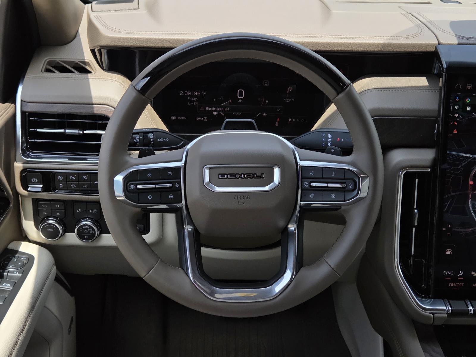 Used 2025 White Frost Tricoat GMC Denali image 18