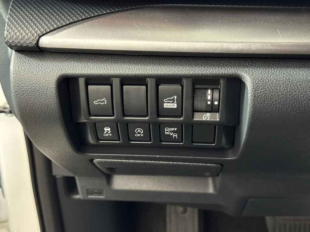 Used 2019 White Subaru Sport image 31