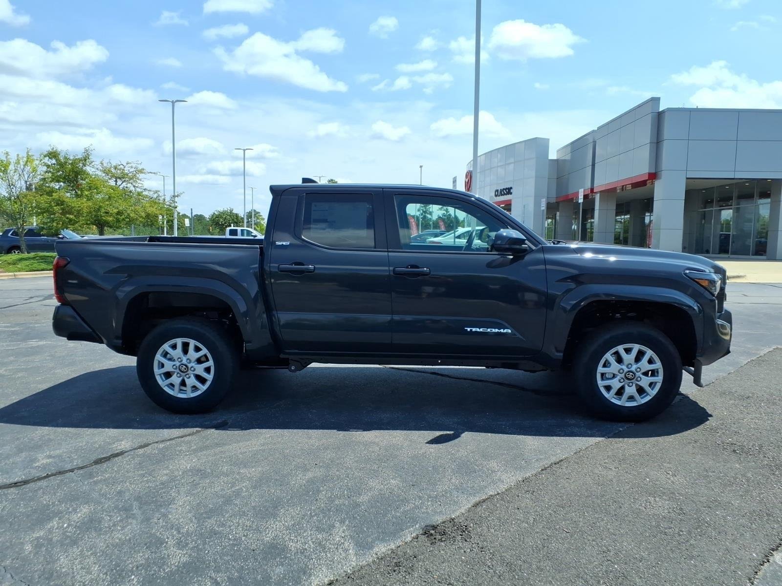 New 2026 Underground Toyota SR5 image 9
