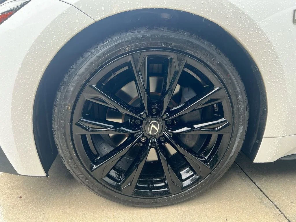 2024 Lexus IS 350 F SPORT - Photo 9