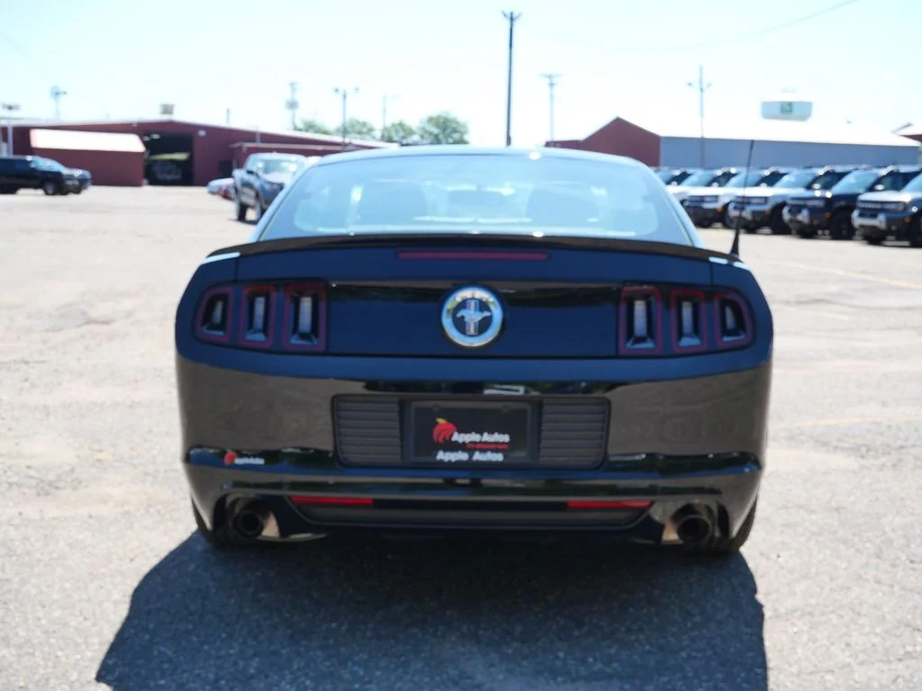 Used 2014 Black Ford V6 Premium image 5