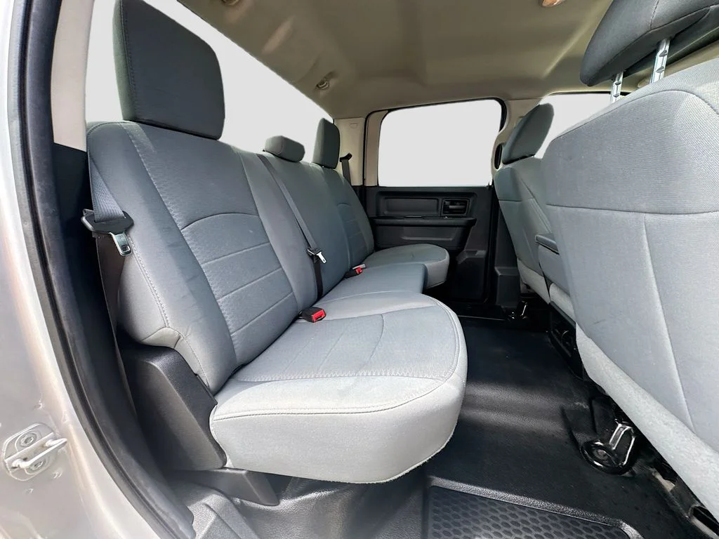 Used 2014 Silver Ram Tradesman image 30