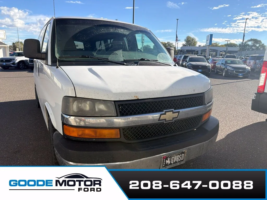 Used 2014 Summit White Chevrolet LT image 1