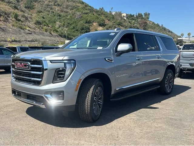 New 2026 Sterling Metallic GMC Elevation image 10