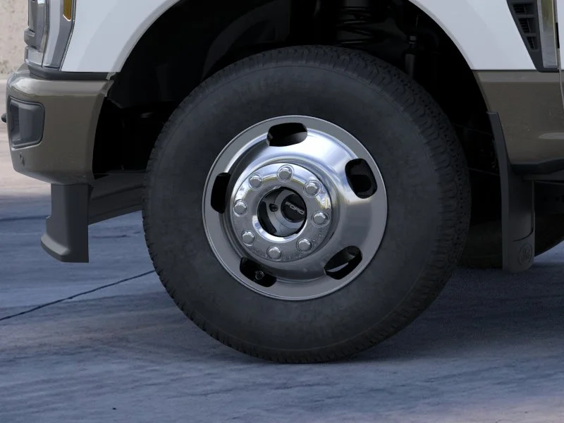 New 2026 Star White Metallic Tri-Coat Ford F-350® King Ranch® image 41