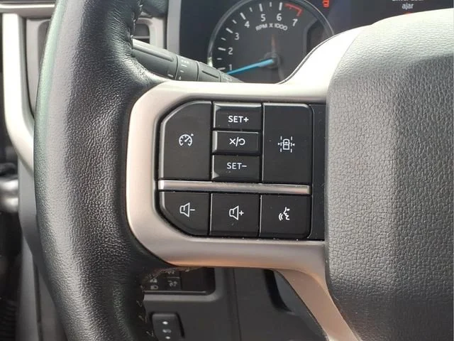 Used 2024  Ford XLT image 13