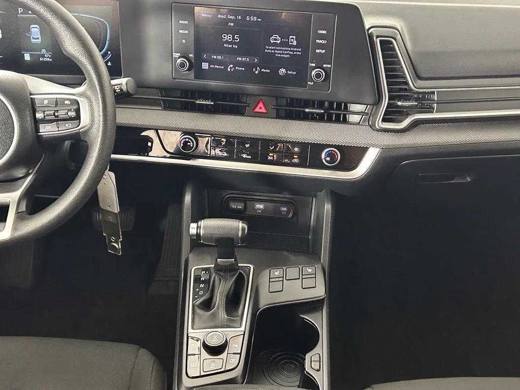 Certified 2024 Kia Sportage LX with VIN KNDPUCDF1R7305465 for sale in Elk River, Minnesota