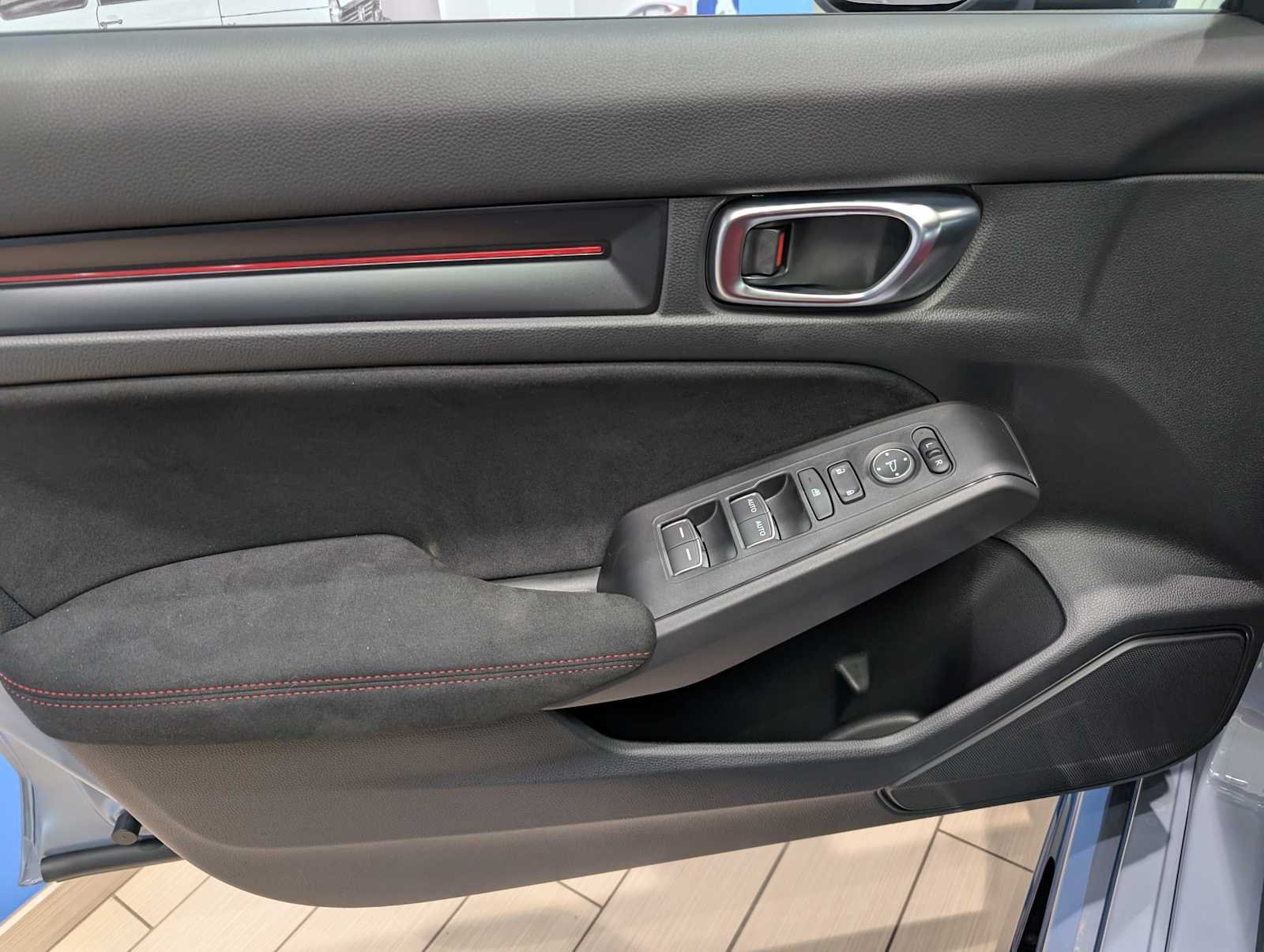 2025 Honda Civic Hatchback Type-R - Photo 34