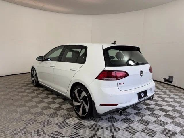 Used 2020 White Volkswagen Autobahn image 5