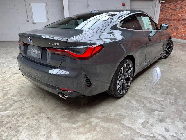 Used 2026 Gray BMW 430i xDrive image 5