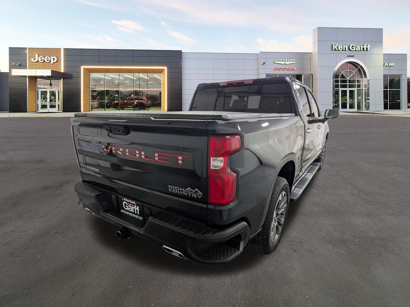Used 2022 Dark Ash Metallic Chevrolet High Country image 4