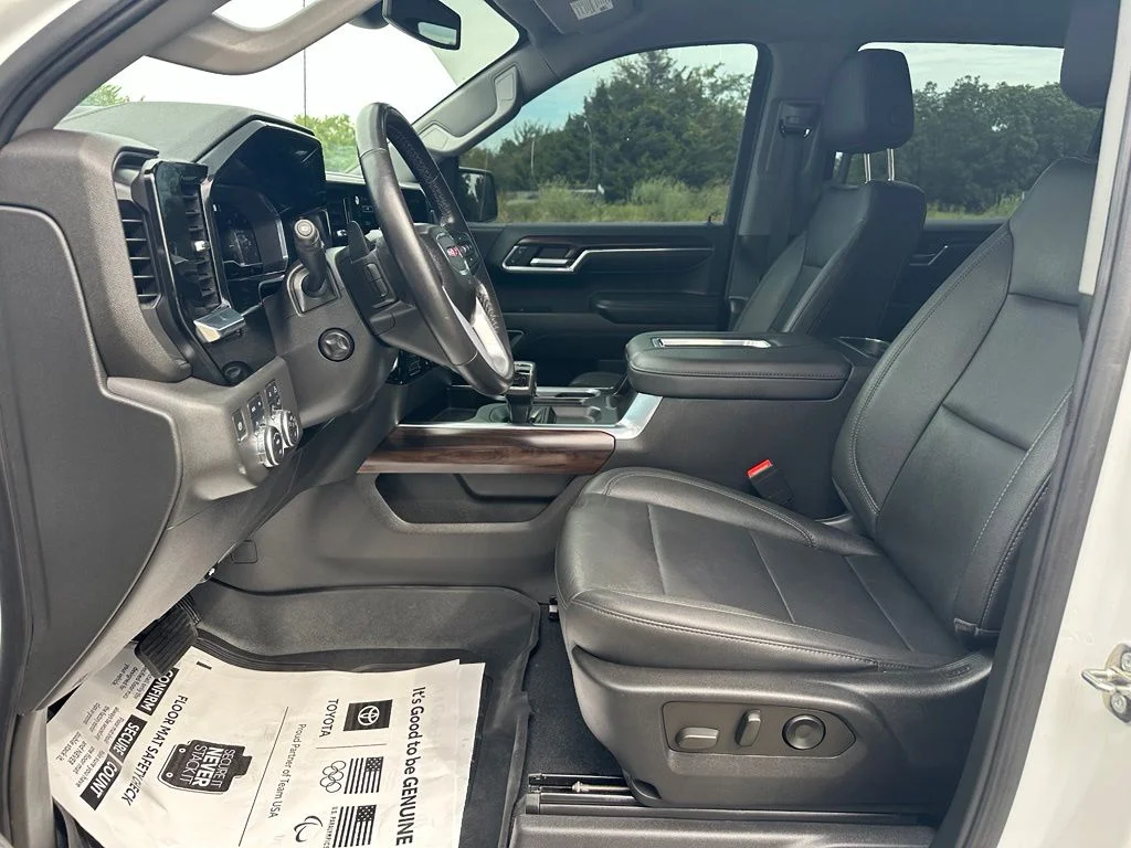 2022 GMC Sierra 1500 SLT - Photo 11