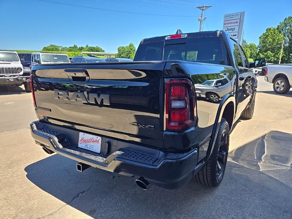 New 2026 Diamond Black Crystal Pearl-Coat Exterior Paint RAM Big Horn/Lone Star image 10