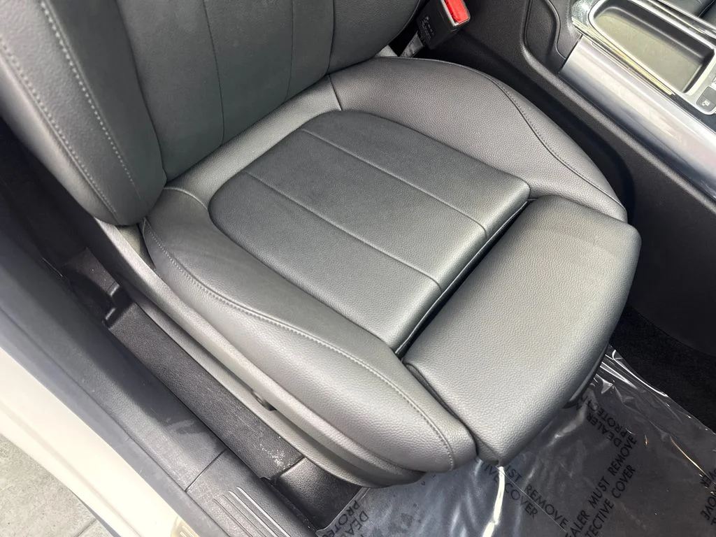 Used 2025 White Mercedes-Benz GLA 250 image 44