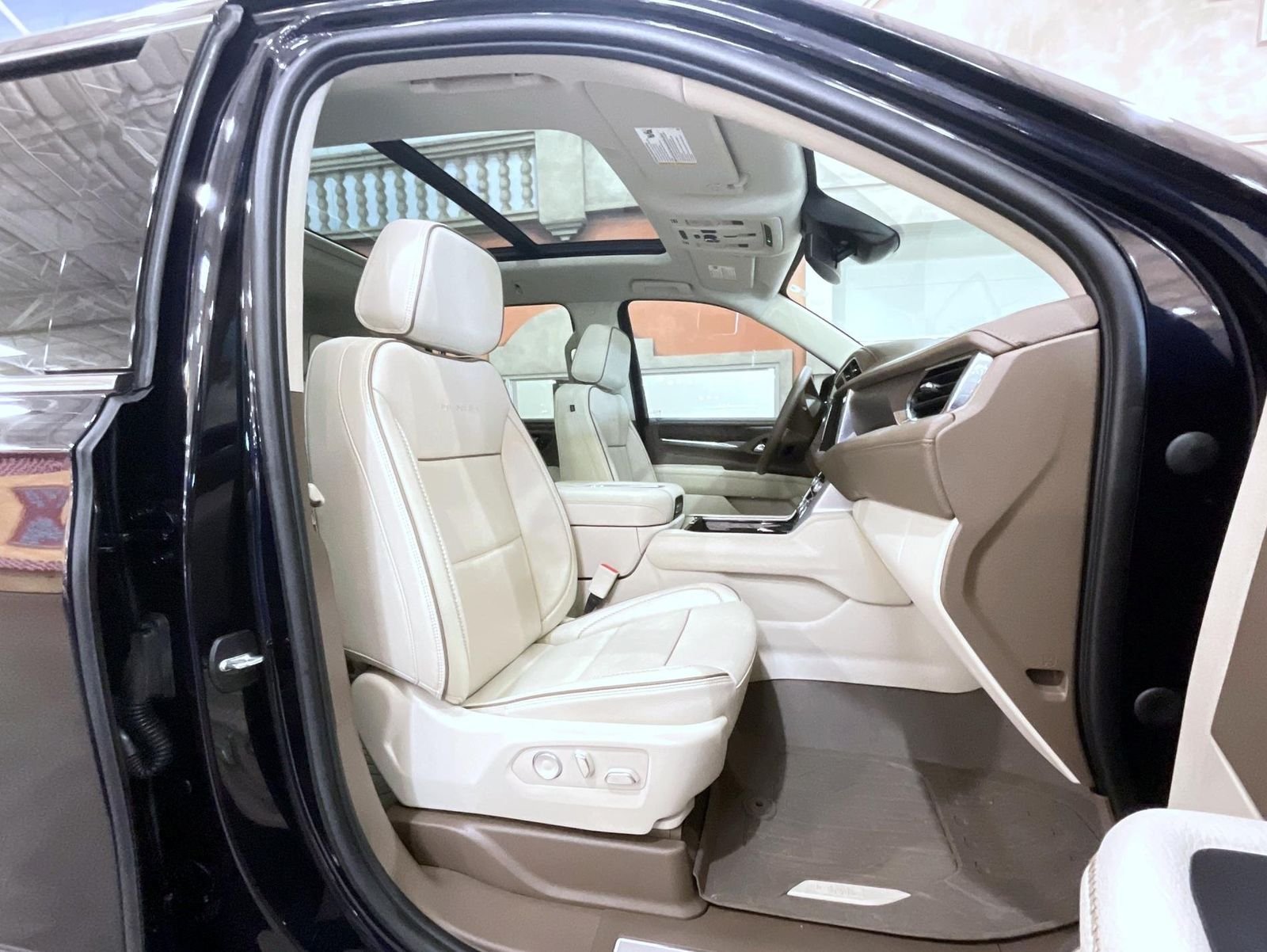 Used 2023 Blue GMC Denali image 15