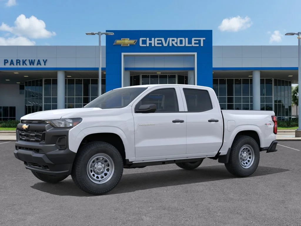New 2026 Summit White Chevrolet WT image 2