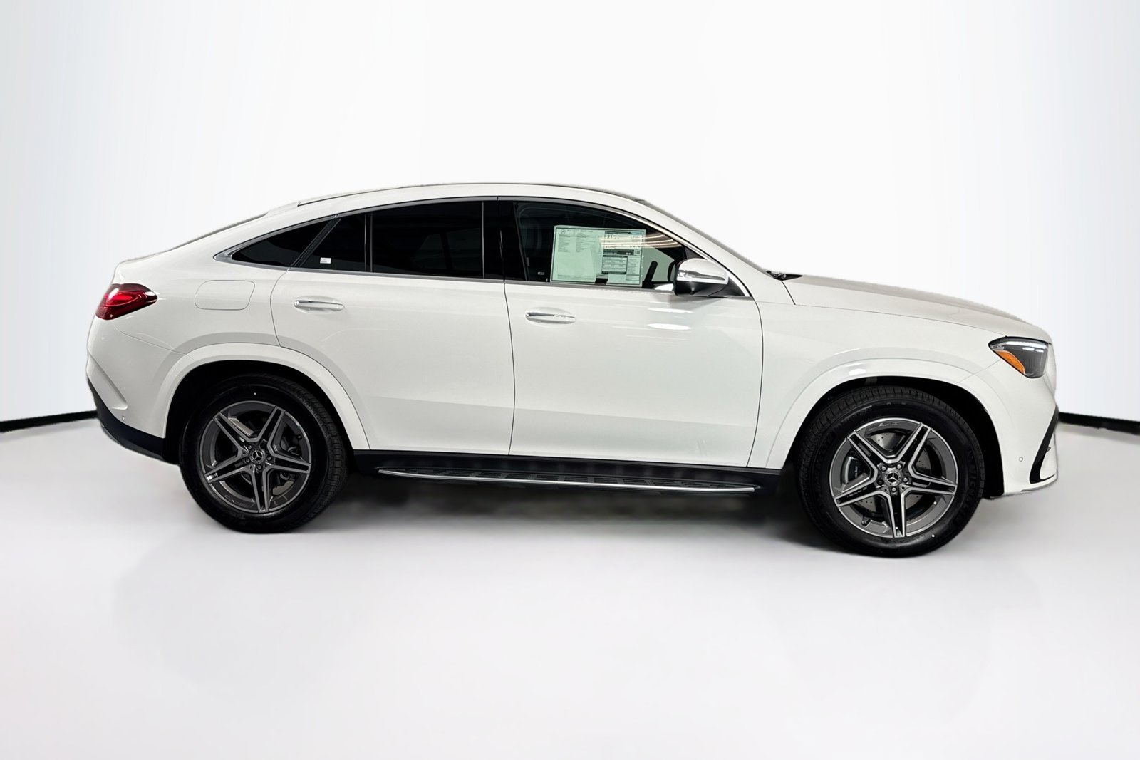 New 2026 Polar White Mercedes-Benz GLE 450 image 4