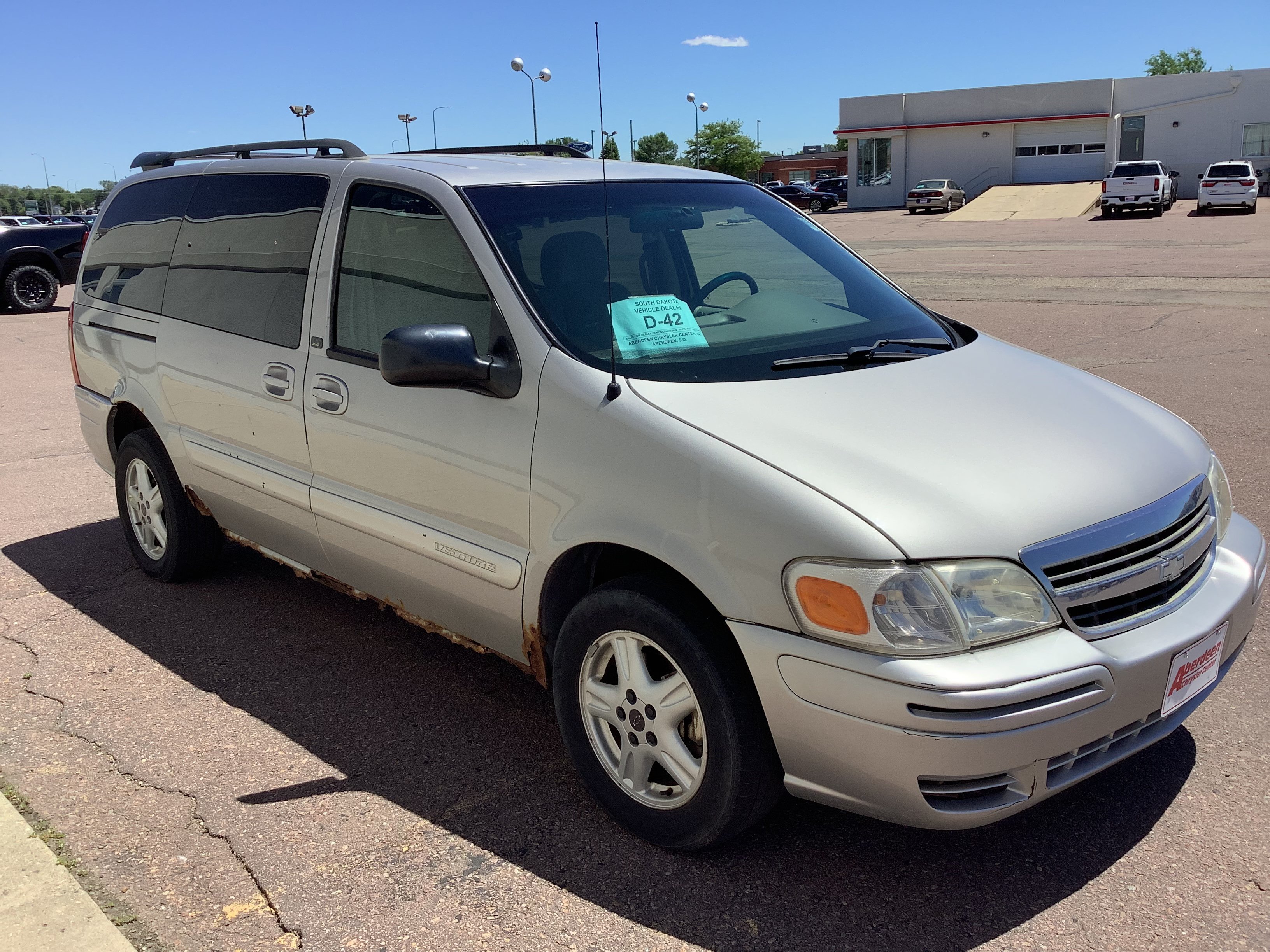 Used 2004 Silver Chevrolet LT image 4