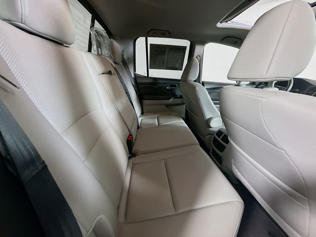 Used 2020 Modern Steel Metallic Honda RTL image 27