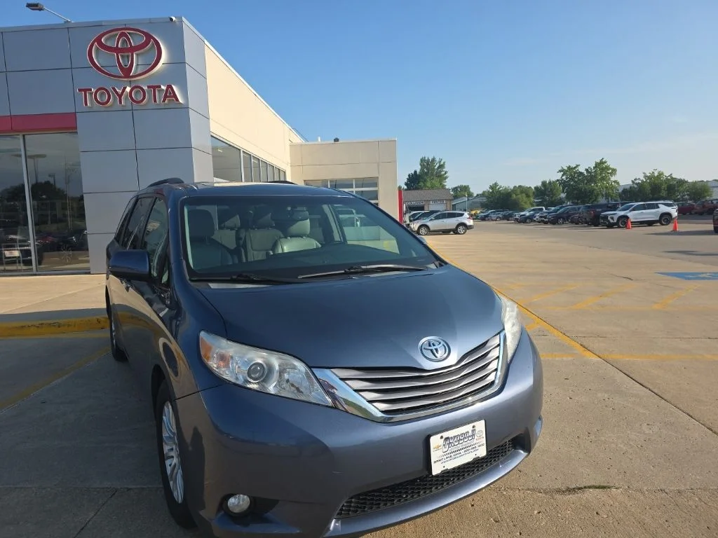2015 Toyota Sienna