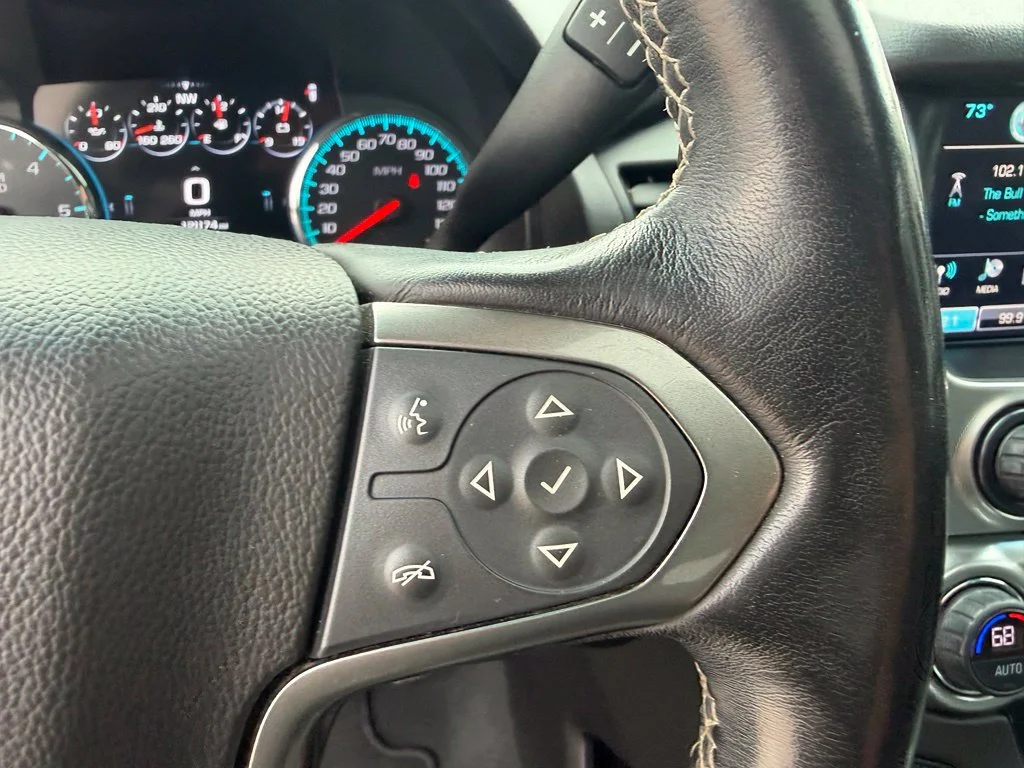 Used 2019 Silver Chevrolet Premier image 18