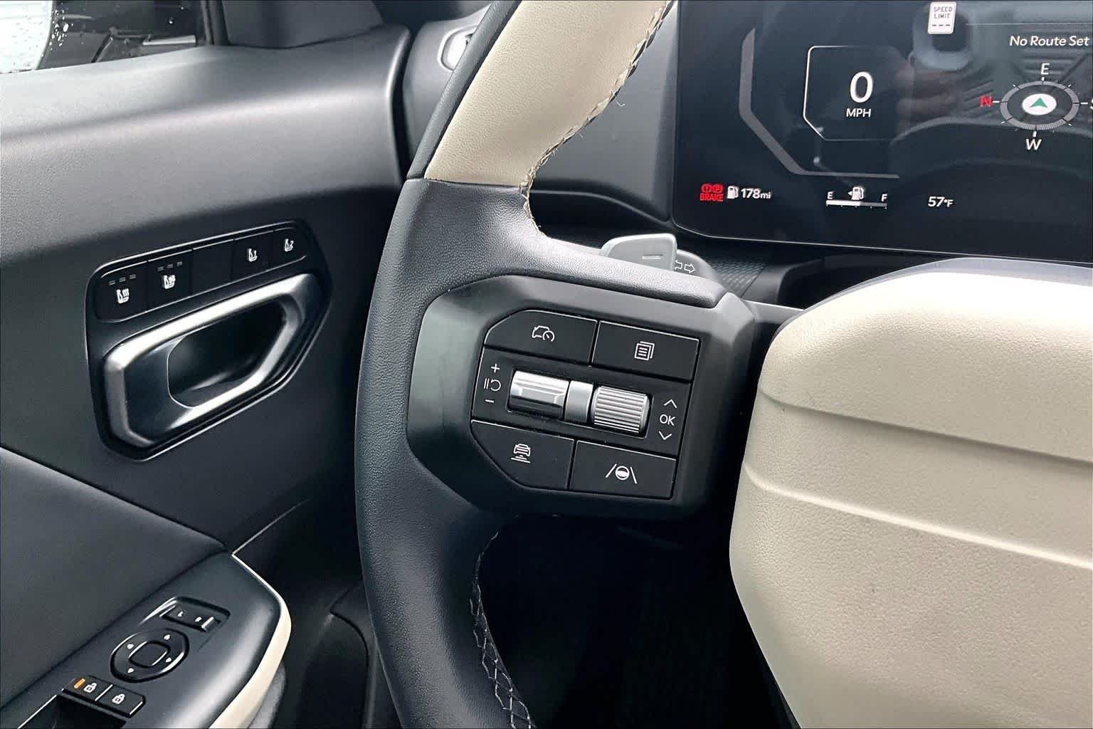 Used 2025 Snow White Pearl Kia GT-Line image 24