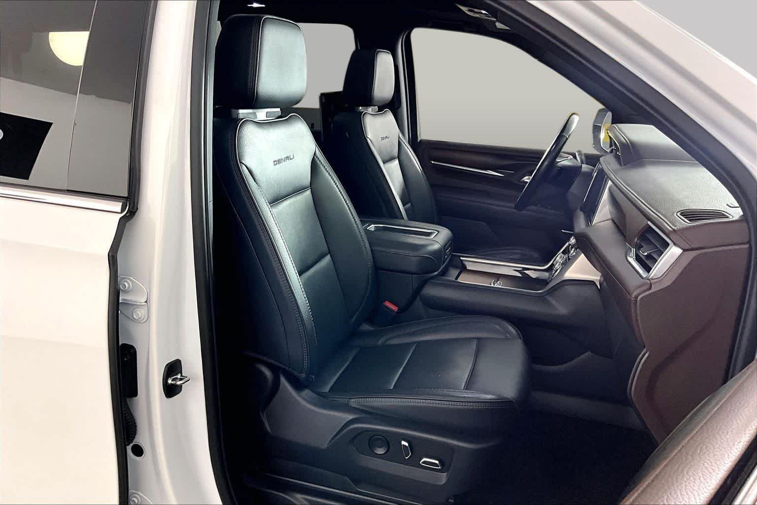 Used 2022 Summit White GMC Denali image 9
